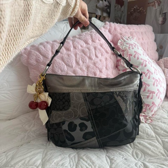 Y2K Coach Black Cheetah/Leopard print patchwork purse/bag - Picture 1 of 8